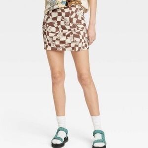 NWT Looney Tunes graphic stretch pull on mini skirt L